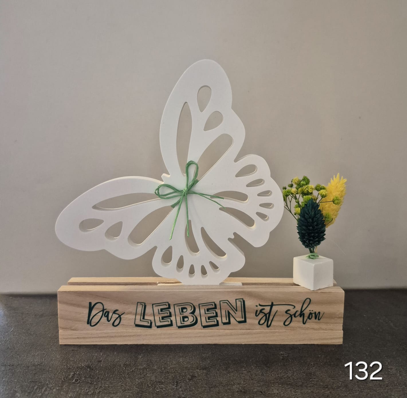 Keramiktabletts mit weichen Lasuren